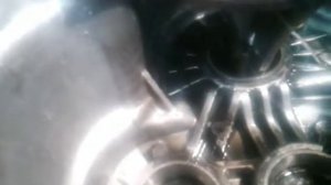 Демонтаж наружной обоймы подшипника из корпуса КПП