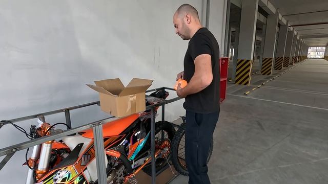 Я купил KEWS K23/KTM TBI отдыхает) смотреть онлайн