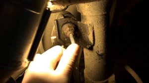 Замена стоек стабилизатора Nissan X-trail T-31