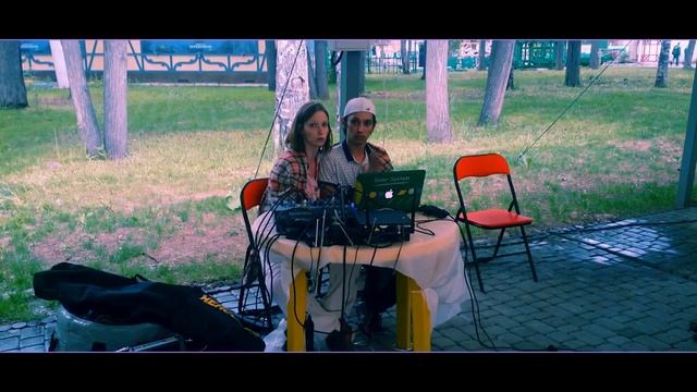 Йога в парке смотреть онлайн