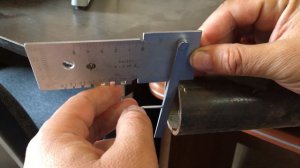 УШС 3. Как замерить угол скоса кромок на трубе, Универсальным Шаблоном Сварщика.