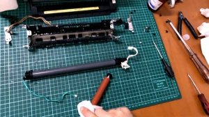 Полная Разборка Принтера HP 1102: Пошаговое Руководство для Начинающих