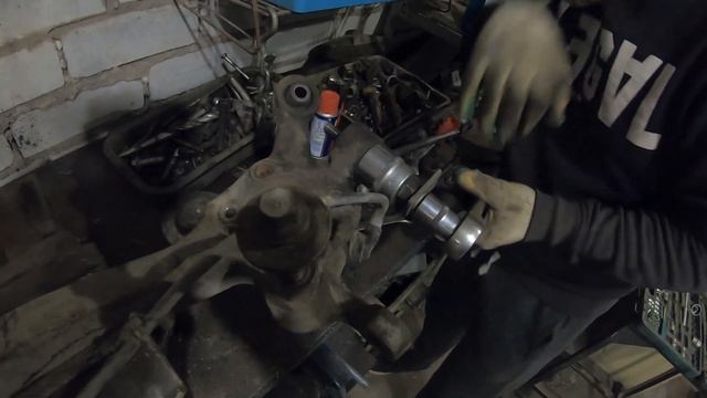 Перекрасил дверь. Трос ручника. Рычаги Galant. смотреть онлайн