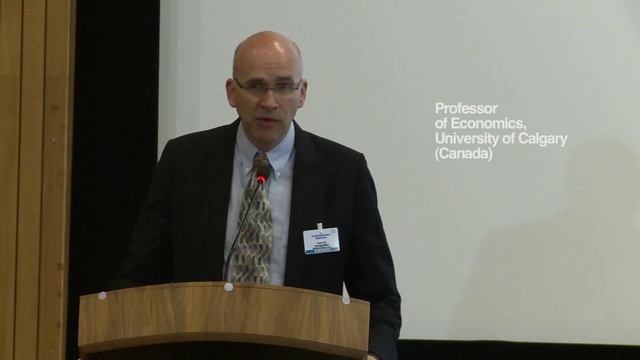 Providing Life-Saving Medicines to the Poor - Thomas Pogge and Aidan Hollis смотреть онлайн