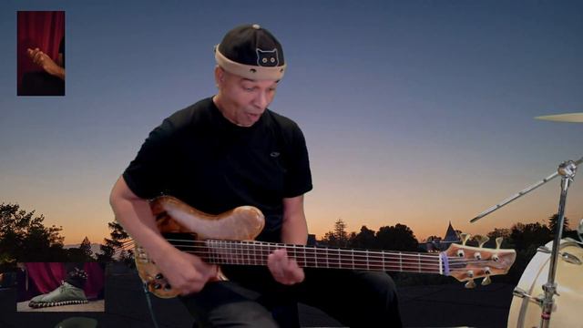 Kai Eckhardt 2022 Zenstick Bass Shorty 1 смотреть онлайн