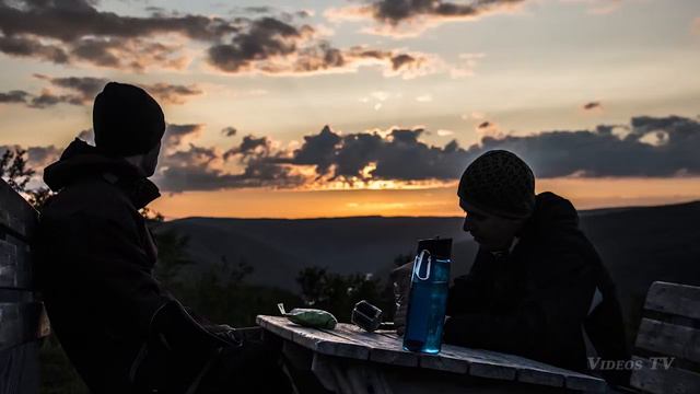 Hiking Alta Canyon in summer midnight смотреть онлайн