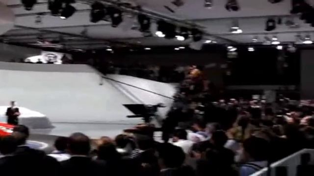 Kia Rio και GT - Drive At Frankfurt Auto Show 2011