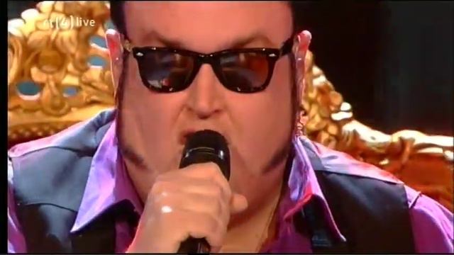 Ed - Use Somebody (DJ Chew Fu remix) [Live @ Dutch X-Factor] смотреть онлайн