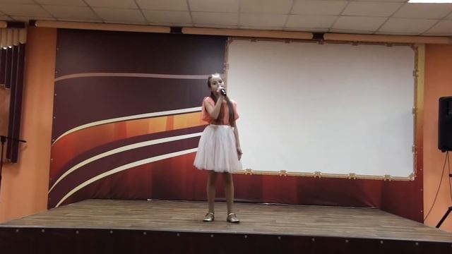 Денисова Дарина г Белово Песня "Волшебный цветок" смотреть онлайн