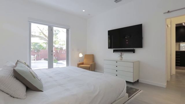 3763 S. Douglas Rd, Miami, Fl. смотреть онлайн