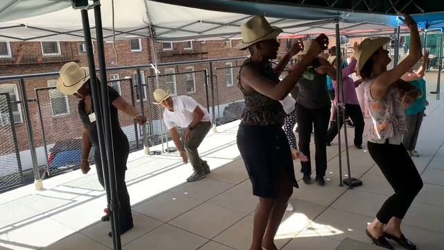 THE GIT UP CHALLENGE NURSING HOME STYLE! смотреть онлайн