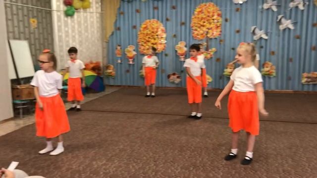 Утренник «Осень» 25.10.22 Д/С 245 песня «Я сижу у окошка…» смотреть онлайн