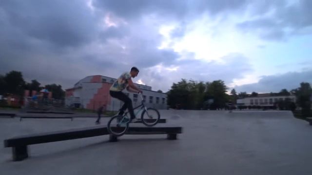 2 часть дня BMXера смотреть онлайн