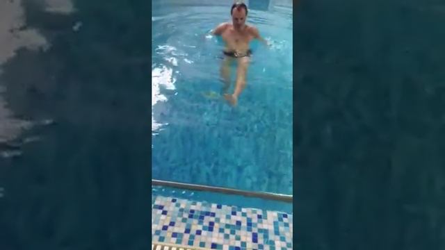 Махи в воде смотреть онлайн