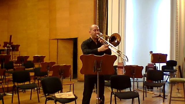 Bach - Cello Suite Nr 5/Sarabande| Alexander Vogel - Bass trombone смотреть онлайн