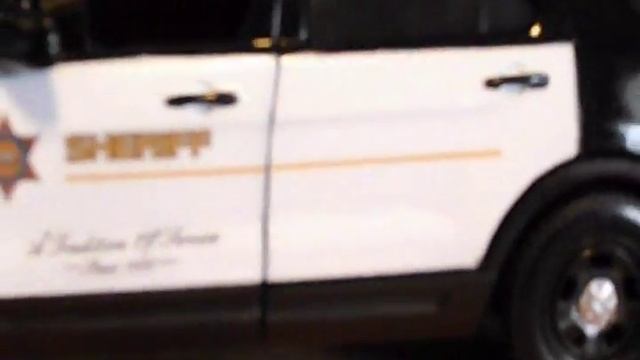 1/24 Sheriff - L A County Sheriff 2015 ford explorer смотреть онлайн