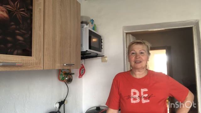 Одна в деревне/ Как спасала кота/ И снова дрова/