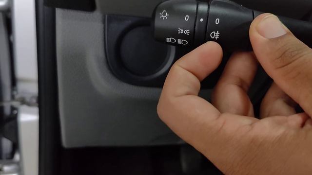 Chave de seta Renault captur, duster, alterando lugar da solda para farol de milha Logan e Sandero. смотреть онлайн