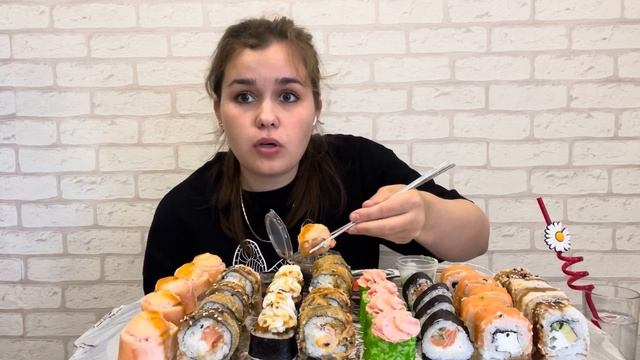ROLLS |SUSHI |MUKBANG|РОЛЛЫ 64 штуки| ПОЧЕМУ ВЕРНУЛИСЬ ОБРАТНО В РОССИЮ | смотреть онлайн
