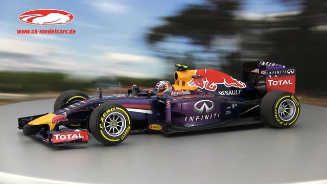 ck-modelcars-video: Daniel Ricciardo Infiniti Red Bull RB10 #3 Formel 1 2014 Minichamps смотреть онлайн