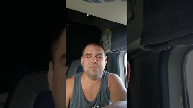 Меню дальнобойщика за 100 евро вдали от дома. смотреть онлайн
