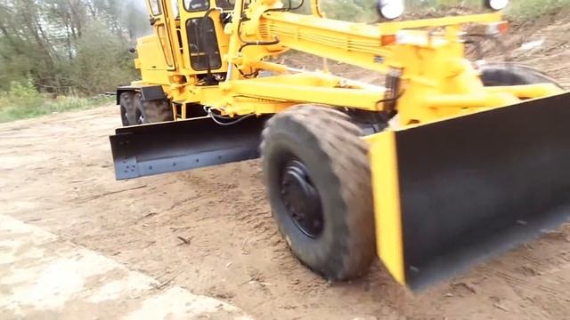 Автогрейдер ДЗ-143 после полного капремонта ООО "Ремспецмаш" смотреть онлайн