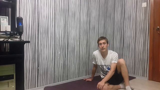 Стойка на голове у стены - обучение смотреть онлайн