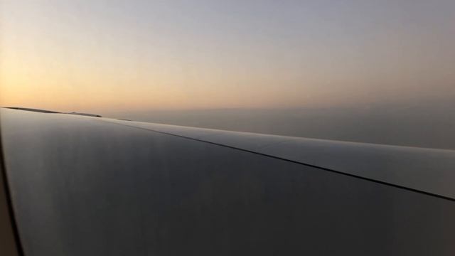 Emirates’ A380 Full approach and landing at Cairo Airport смотреть онлайн