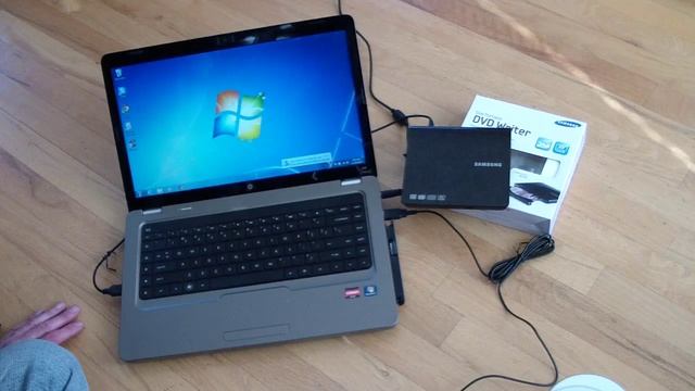 Samsung SE-208 Review - Portable DVD Writer - Defective X 2 смотреть онлайн