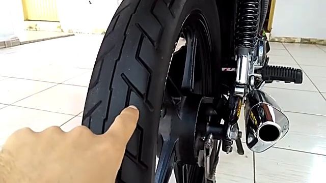 Pneu Levorin Azonic 100/90 vale a pena? смотреть онлайн