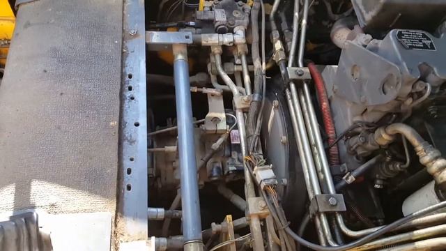 Мини погрузчик GEHL 4640 TURBO обзор. смотреть онлайн