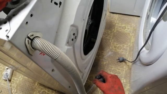 Замена подшипника, тэна, амортизаторов стиральной машины бош, Bosch. 1 часть смотреть онлайн