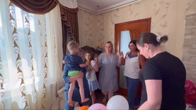 Сюрприз для Крестницы смотреть онлайн
