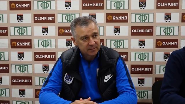Главный тренер ФК «Ленинградец» Геннадий Бондарук. смотреть онлайн