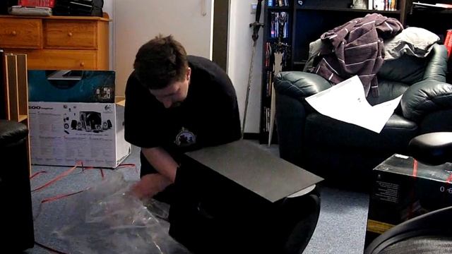 Unboxing Logitech Z-5500 смотреть онлайн