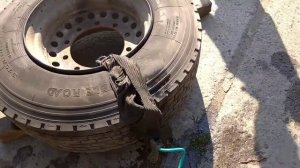 Как накачать колесо с помощью бензина! Фура,прицеп 315 резина на 385 диск!!!