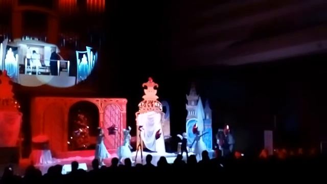 Маленькие принцессы и принц на большой сцене!!!) смотреть онлайн