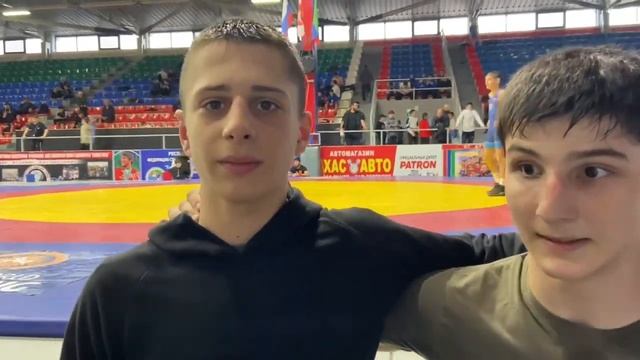 Финалисты, СКФО 2023 до 16 лет. 57 кг Давид Дзукаев и Сайхан Шамсудинов. смотреть онлайн