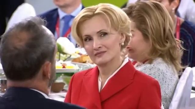 Неожиданная речь Макарова на завтраке Сбера (пире во время чумы)!!! смотреть онлайн