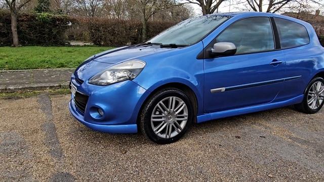 Renault Clio 1.6 VVT GT - RJ59FZO смотреть онлайн