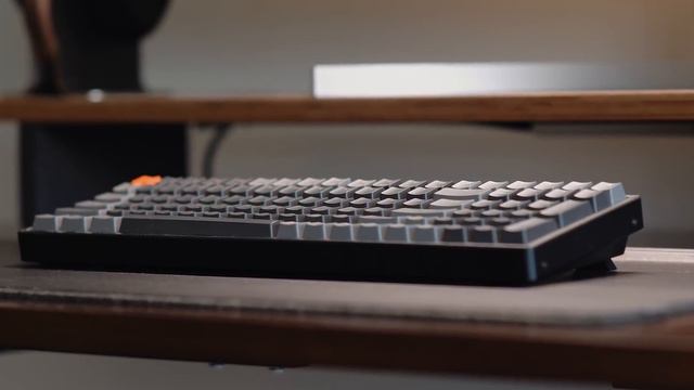 Modern and Clean Wood Desk Setup! смотреть онлайн