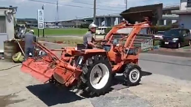 www .supertraktora.ru Японский мини трактор Кубота с фронтальным погрузчиком смотреть онлайн