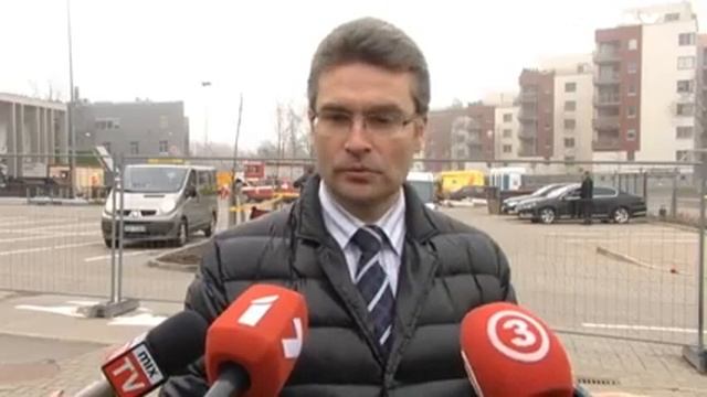 Preses brīfings par Zolitūdes lielveikala "Maxima" konstrukcijas brucināšanu смотреть онлайн