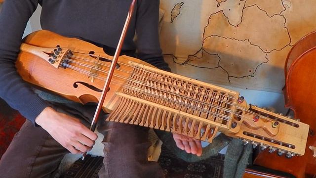 Fix Unclear Nyckelharpa Playing - Scandi Folk Nerd смотреть онлайн