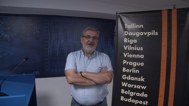 A081_06301645_C264 Подгорица.mov