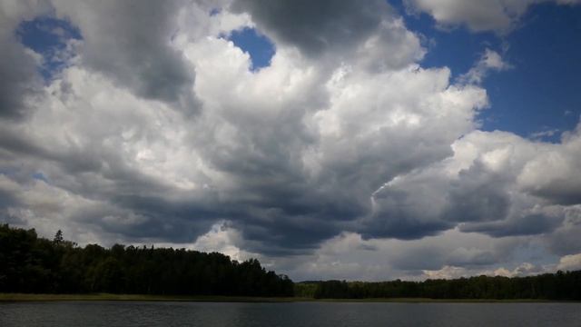 Озеро Свенте, Латвия. На сапборде с фотоаппаратом. Гроза. смотреть онлайн