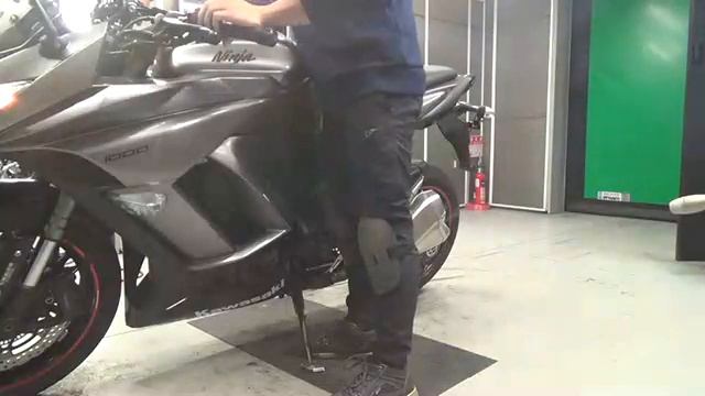 Kawasaki Z 1000SX, 2013 год смотреть онлайн