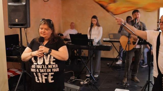 Пророческая конференция БРЯНСК Яна Титова 1.05.24.mp4 смотреть онлайн