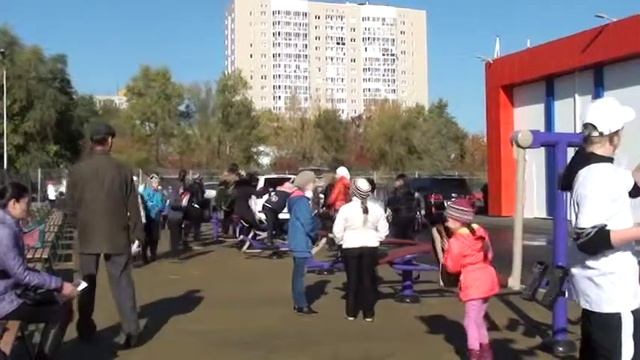 Николай Валуев открыл в Кургане спорткомплекс. Октябрь 2013 смотреть онлайн