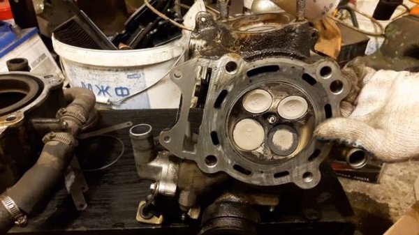 SYM MAXSYM 400, пробег 85500, ремонт движка.